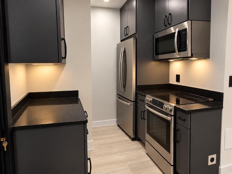 E 58th St #4D - Photo 3 of 9
