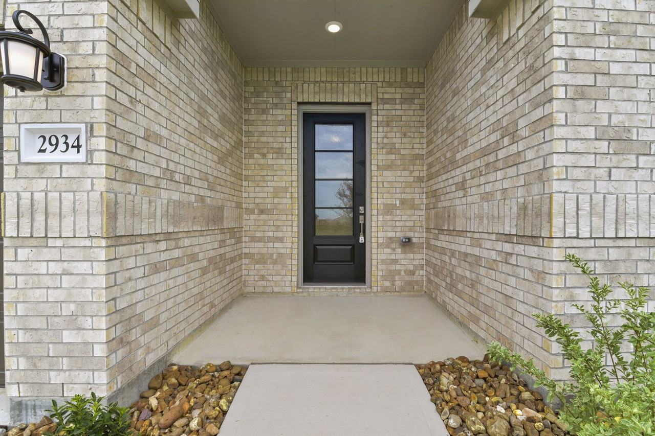 2934 Palm Branch Dr #1 - Photo 2 of 10
