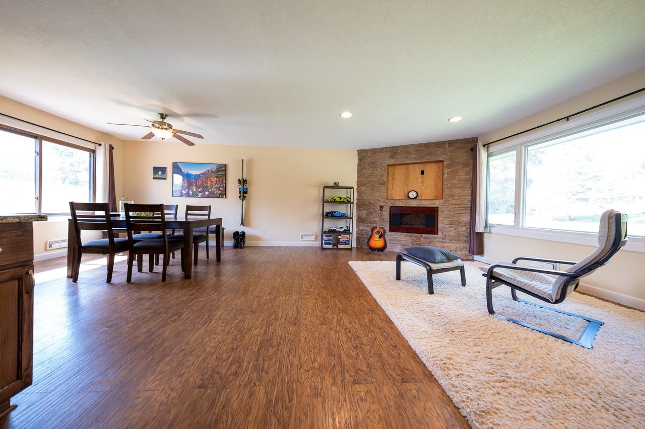 13124 Oakland Dr #1 - Photo 3 of 29