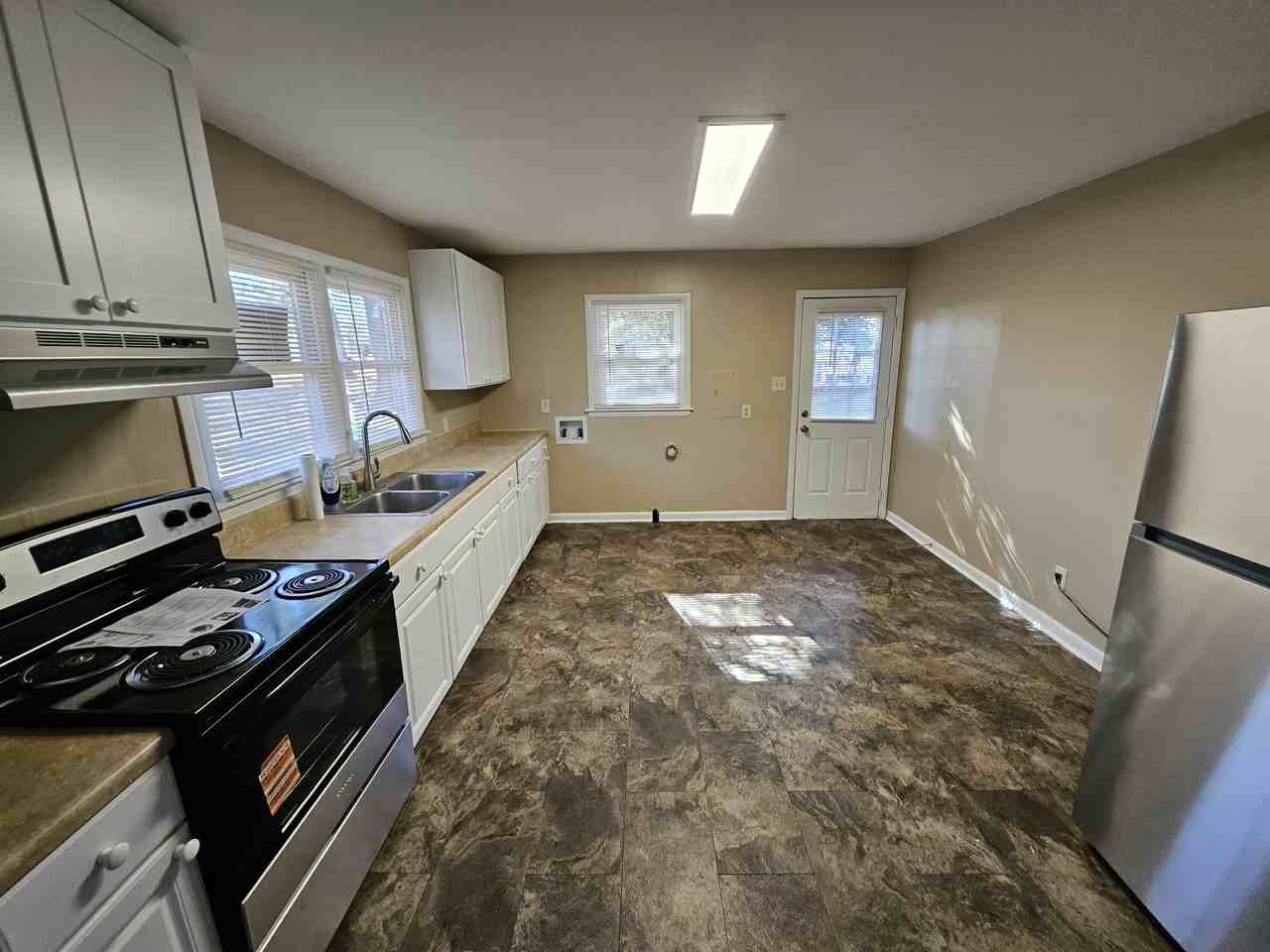 2836 Club Plaza Rd #1 - Photo 5 of 7