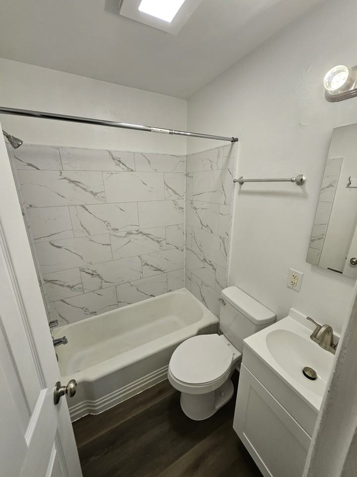 2836 Club Plaza Rd #1 - Photo 6 of 7