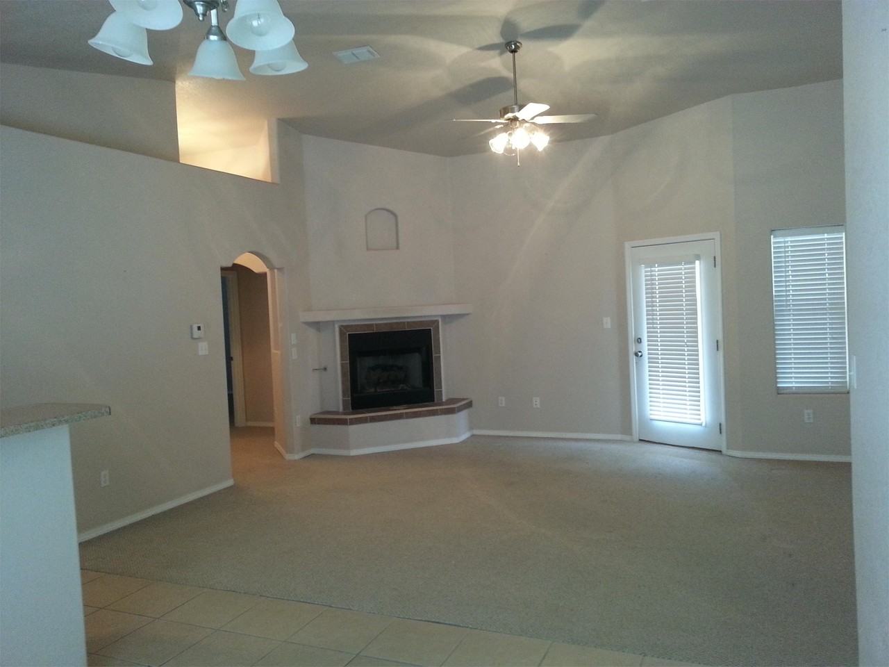 1601 Bradley Ct #1 - Photo 4 of 20