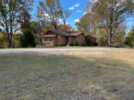 featured image of 2707 River Rd W #NA