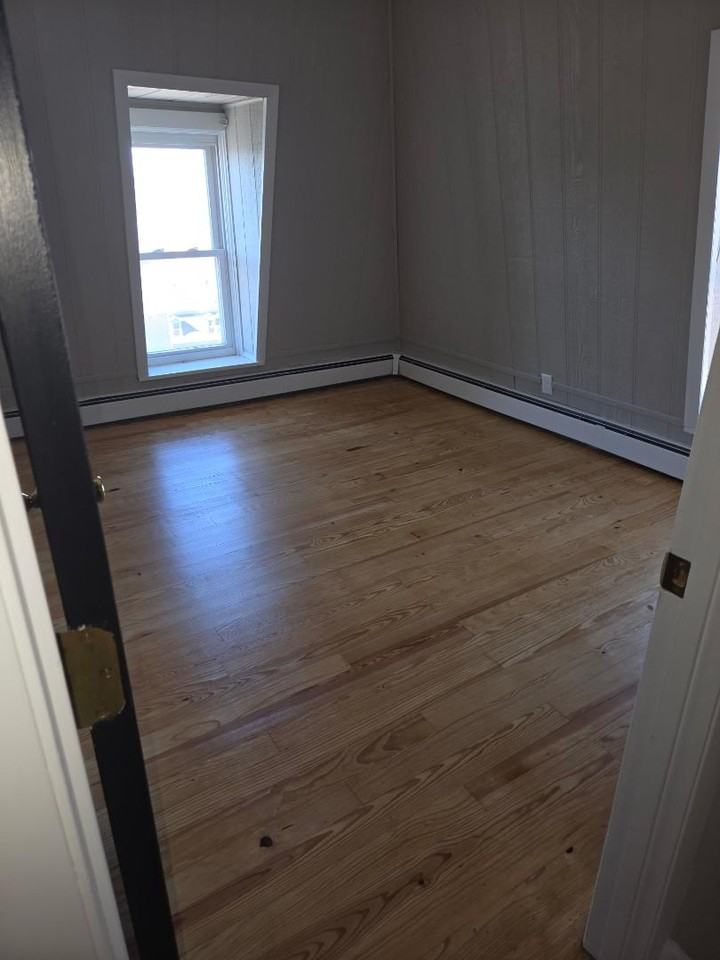 Barnaby 3rd floor - Photo 5 of 10