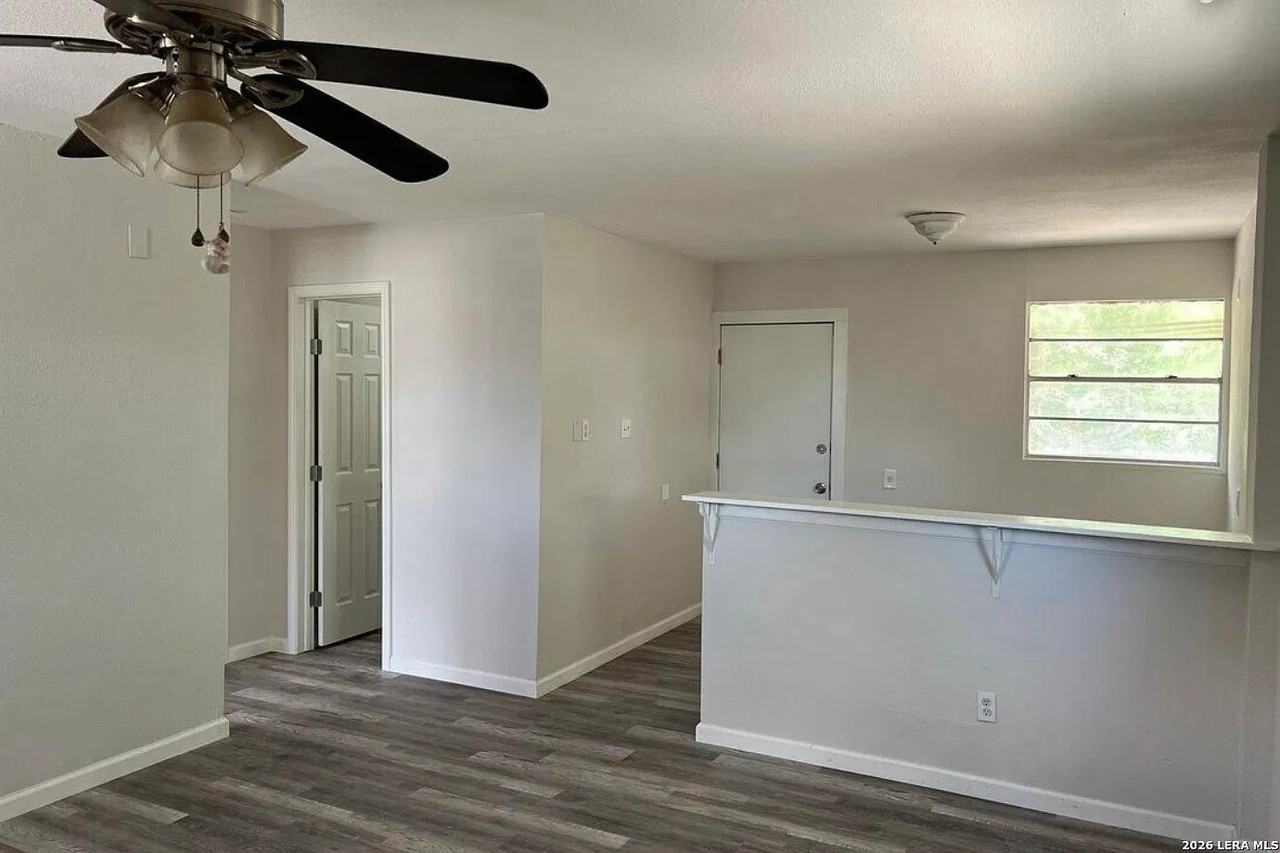 2605 W Poplar St - Photo 5 of 5