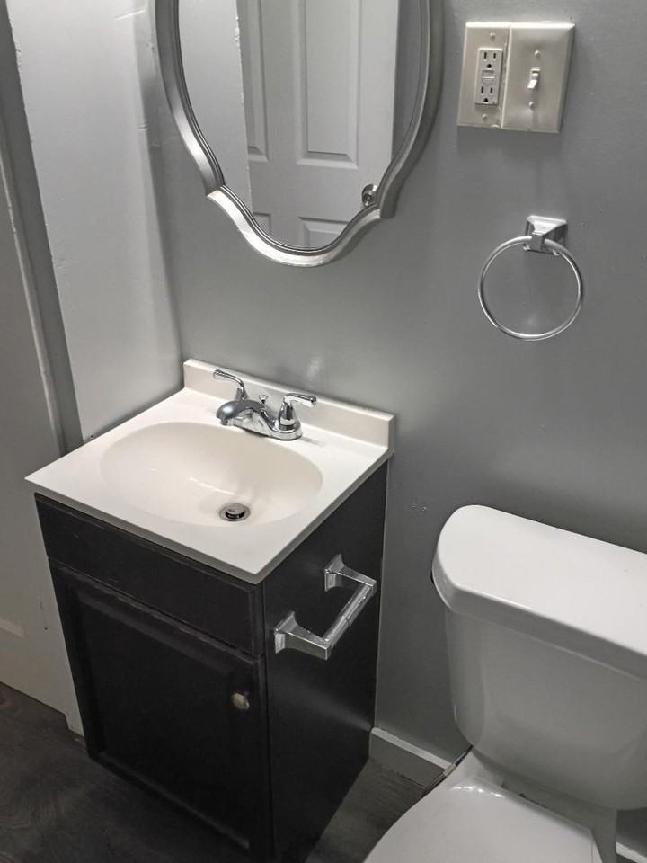 519 Hammond Ave - Photo 3 of 3