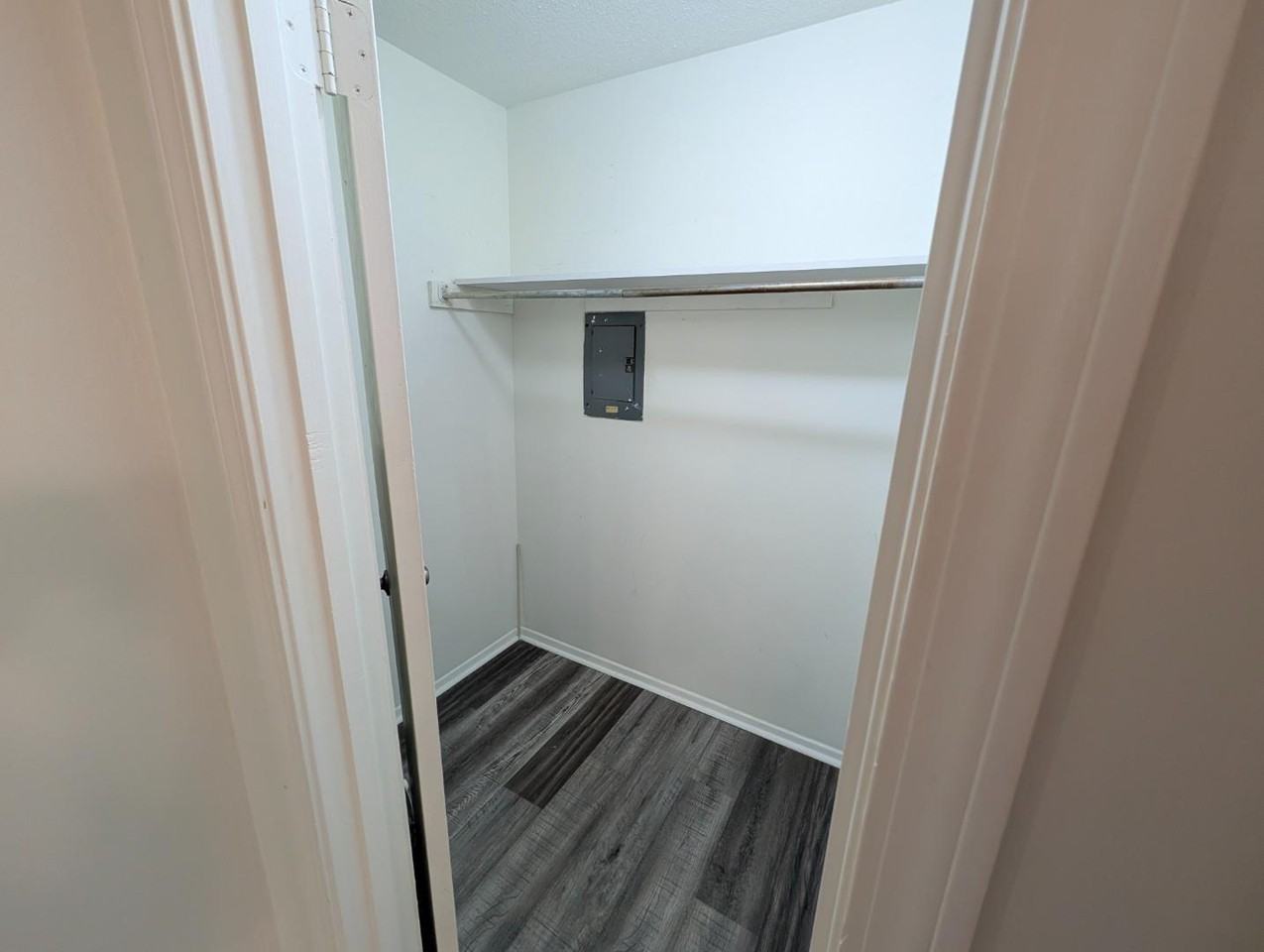 107 Feldman Dr - Photo 4 of 14