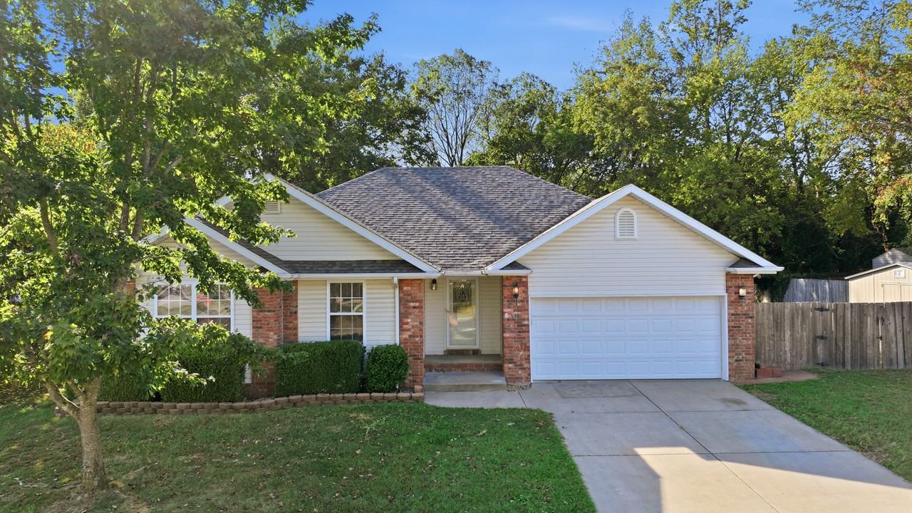 531 N Butternut Rd #1