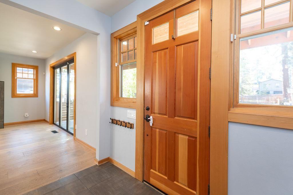 1252 Nw Ithaca Ave - Photo 4 of 11