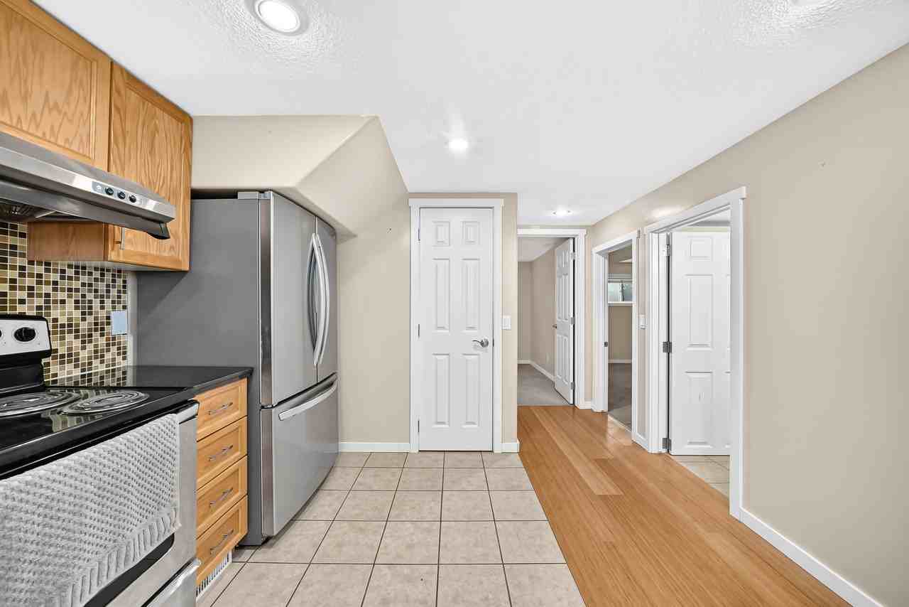 5116 Forego Ave Se - Photo 6 of 50