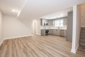 featured image of 44 Hatter Ave