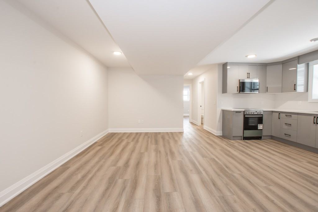 44 Hatter Ave - Photo 2 of 14