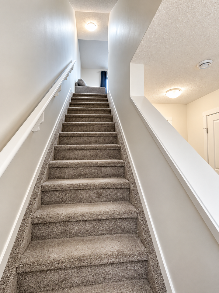 19216 27 Ave Nw - Photo 7 of 29