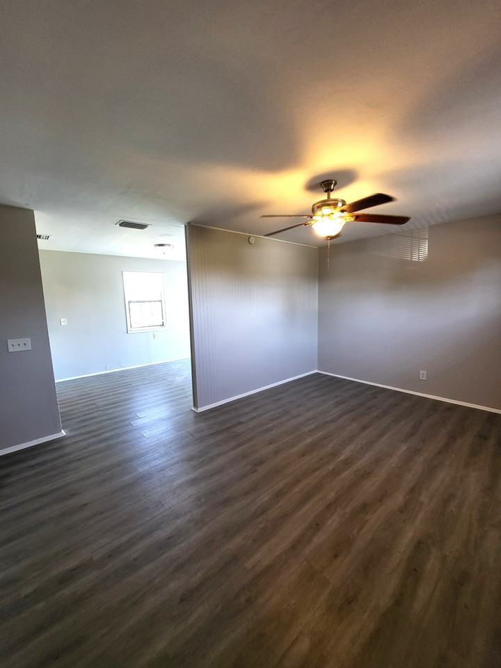 3218 16th St Sw #1 - Photo 2 of 14
