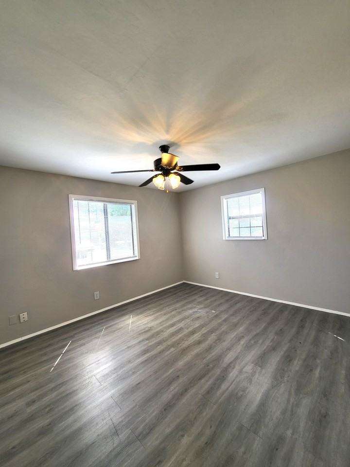 3218 16th St Sw #1 - Photo 5 of 14