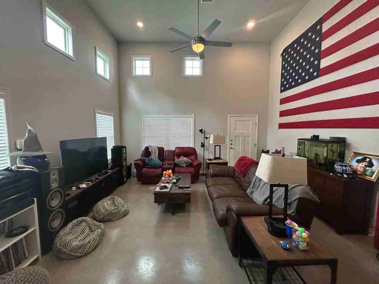 3100 Green St #1 - Photo 2 of 19