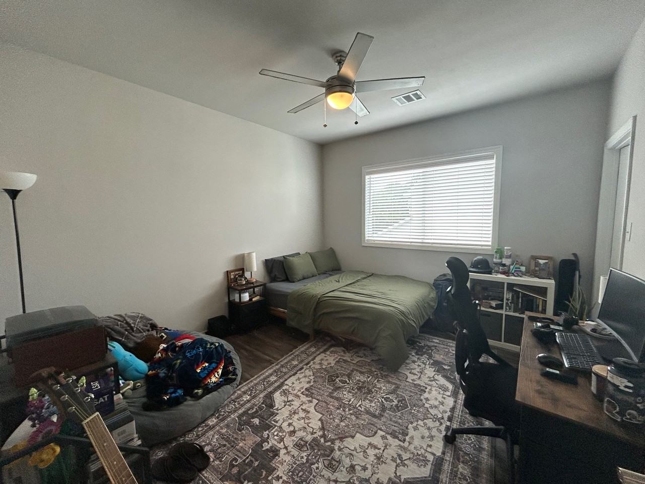 3100 Green St #1 - Photo 6 of 19