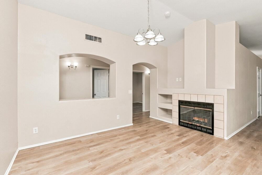 6586 W Blythe Pl - Photo 7 of 16