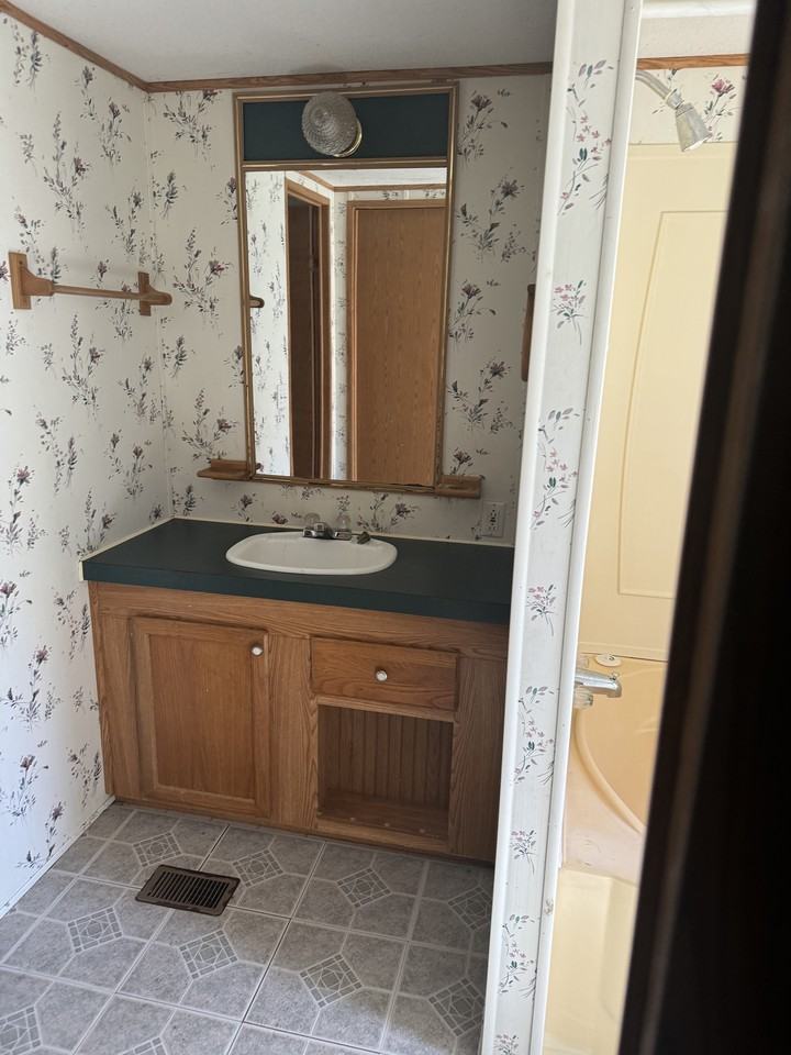74 Volewood Ln #1 - Photo 2 of 13