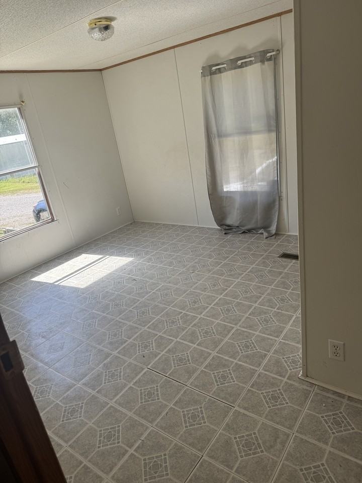 74 Volewood Ln #1 - Photo 6 of 13