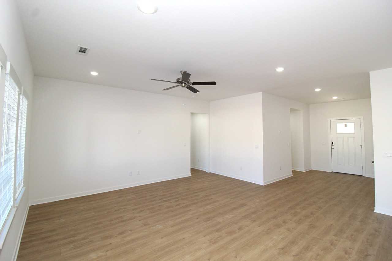 4554 W Canyon Run Dr #1 - Photo 4 of 25