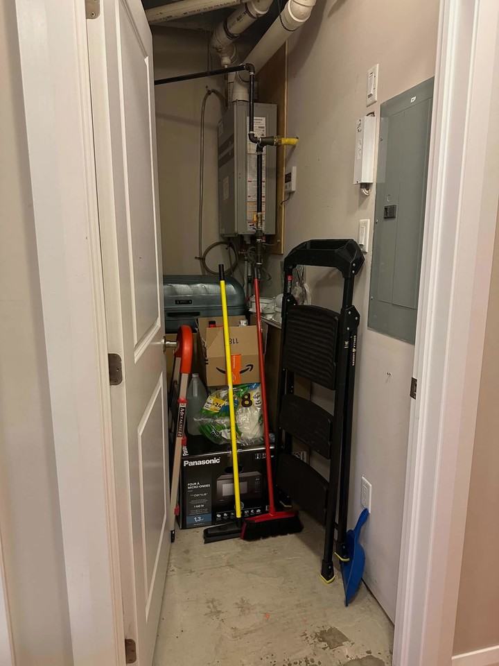 136 King George Street #1 - Photo 5 of 16