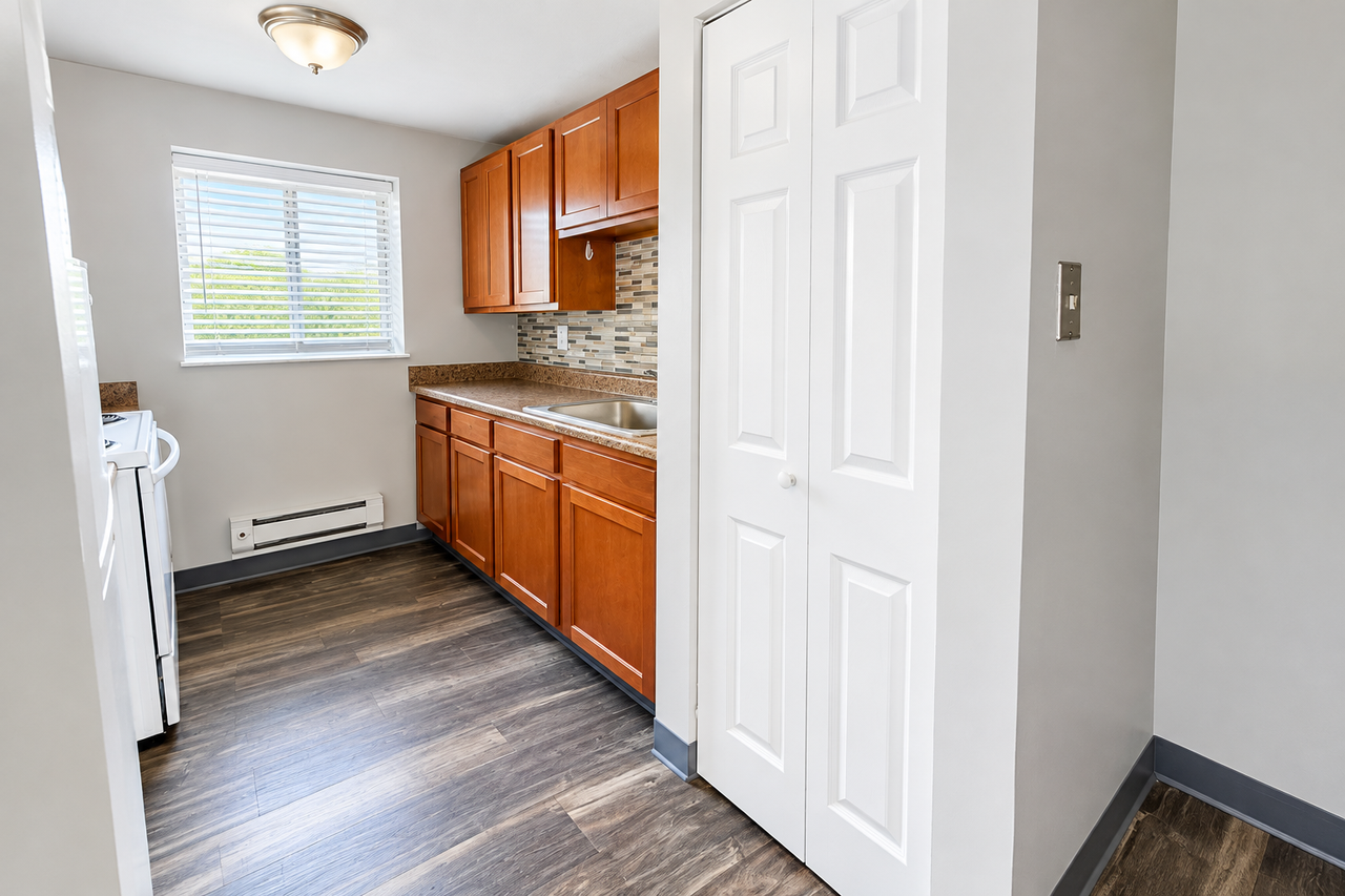 1345 WALNUT STREETAPT 115 #115 - Photo 4 of 7
