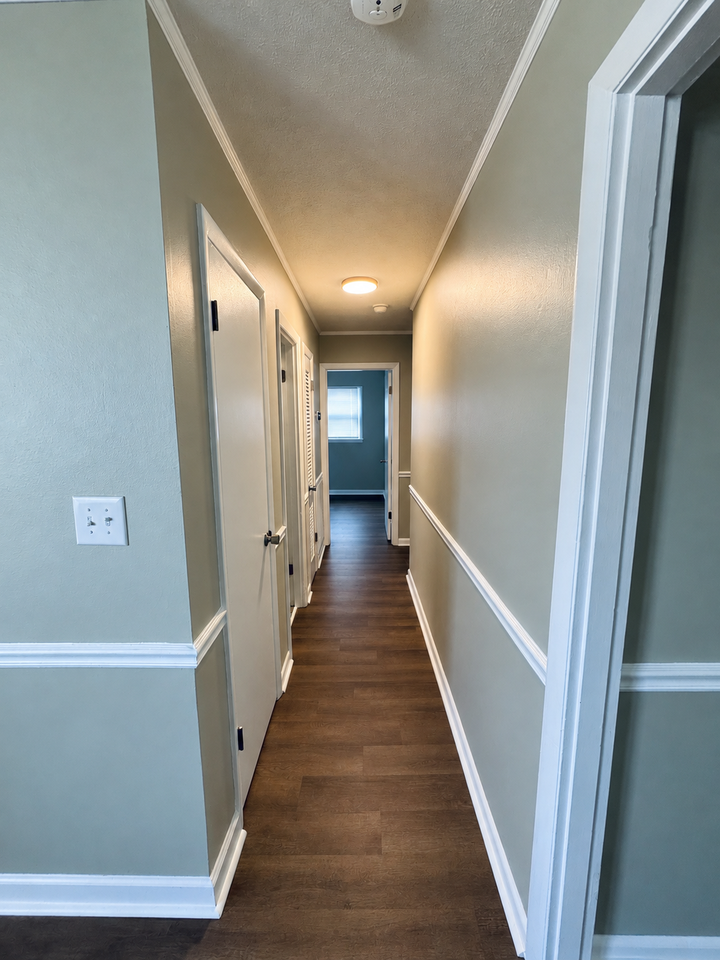 610 Woodburn Dr #1 - Photo 6 of 12