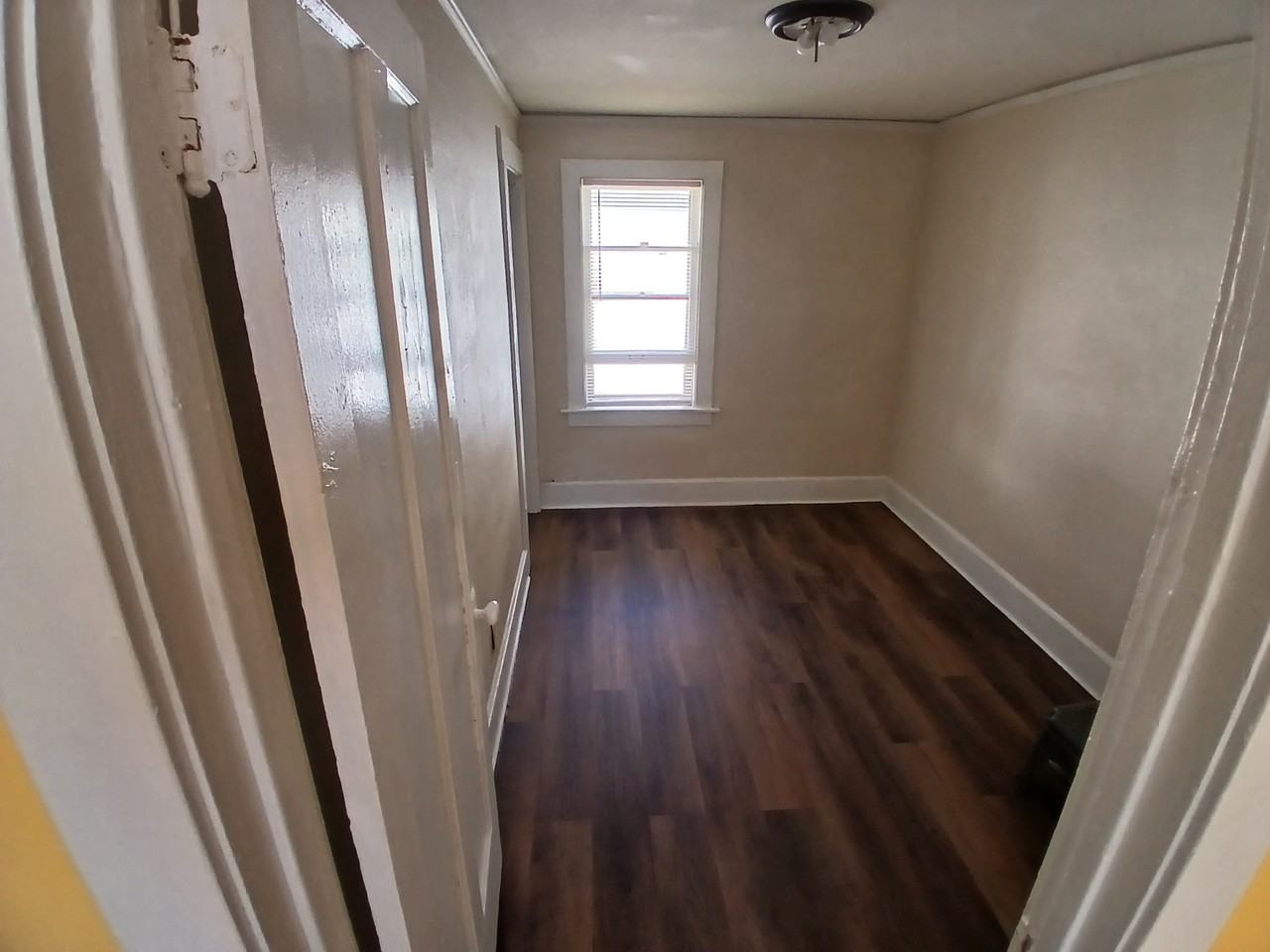 1724 S 88th St #3 - Photo 2 of 5