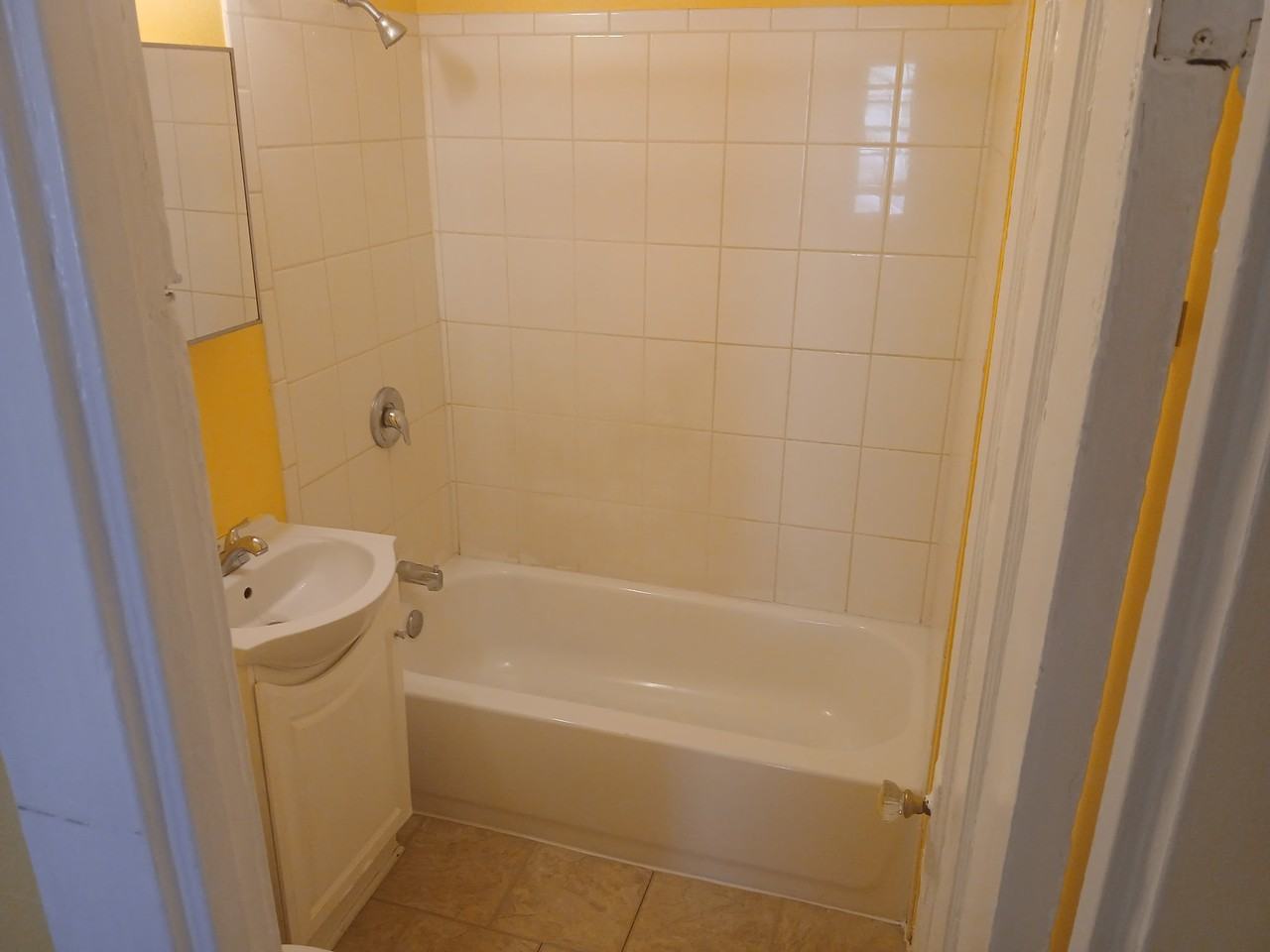1724 S 88th St #3 - Photo 5 of 5