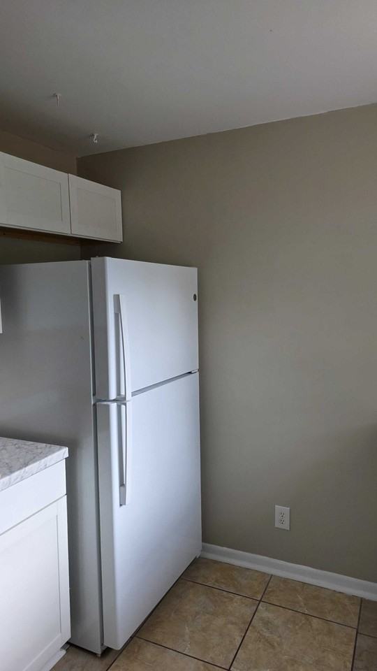 458 S East St #458 - Photo 5 of 7