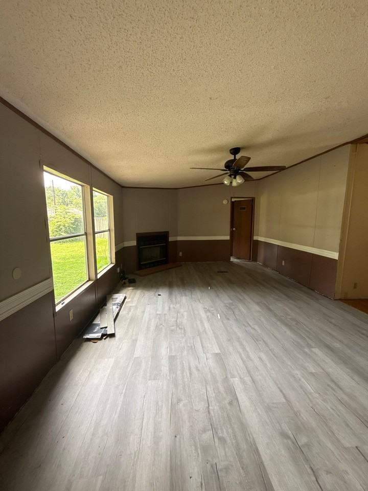 230 Adkins Cir #1 - Photo 2 of 9