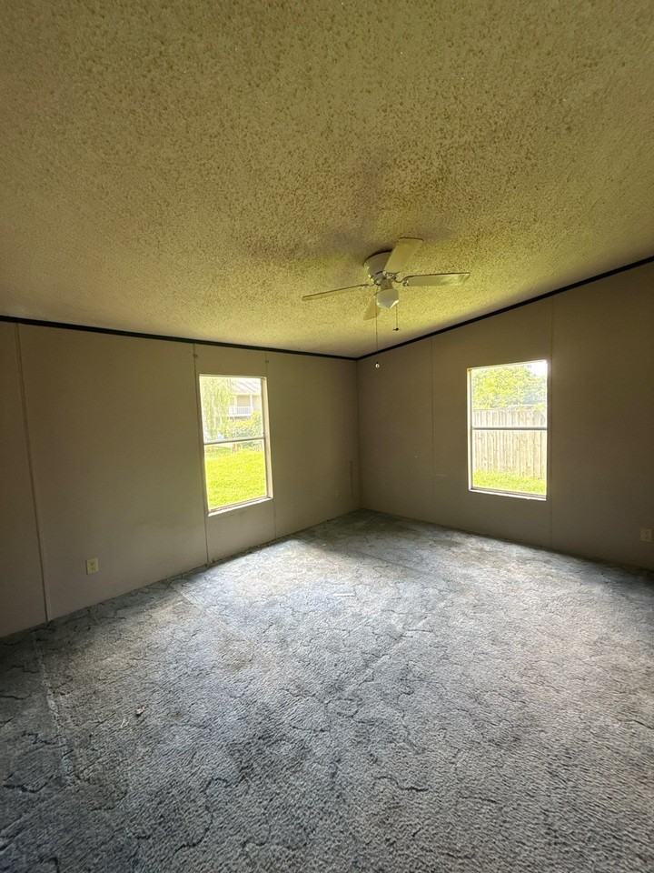 230 Adkins Cir #1 - Photo 7 of 9