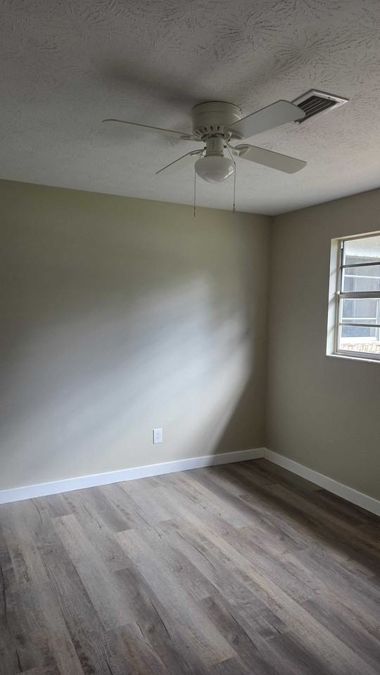460 S East St #460 - Photo 7 of 7