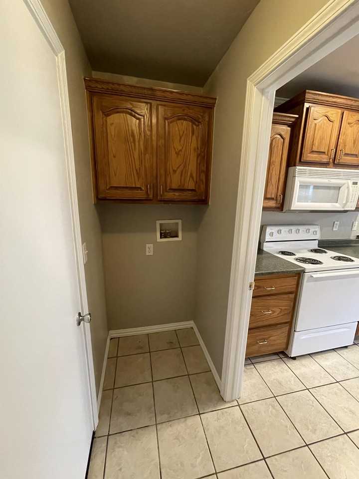 1102 Lauren Ln #1 - Photo 4 of 11