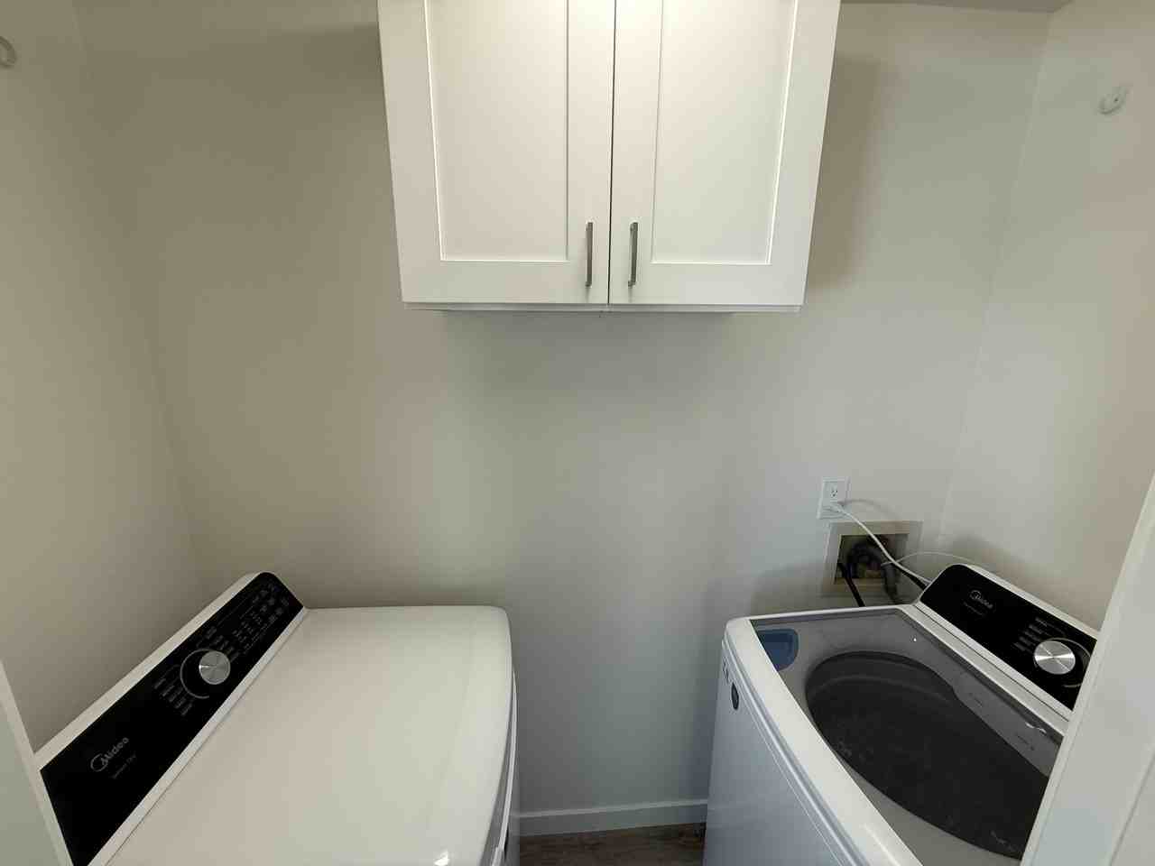 1221 2nd StreetWebster Apartments #1221 - Photo 5 of 10