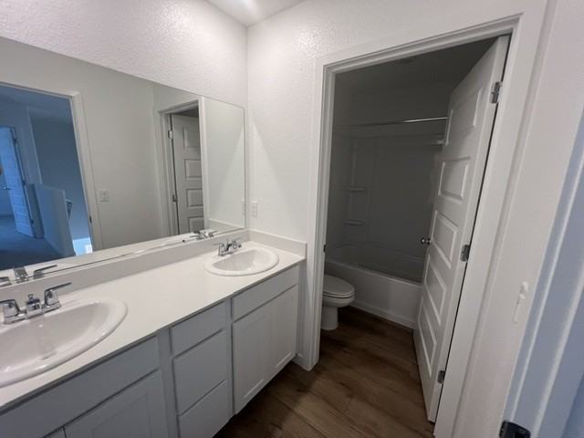 2132 Hesperian Dr #1 - Photo 5 of 15