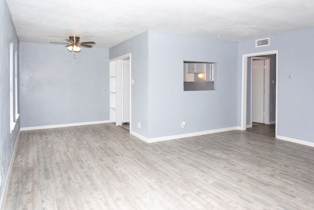 Symphony Apartments - Photo 3 of 10
