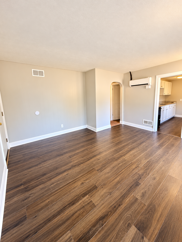 834 Camden Ave #1 - Photo 5 of 17