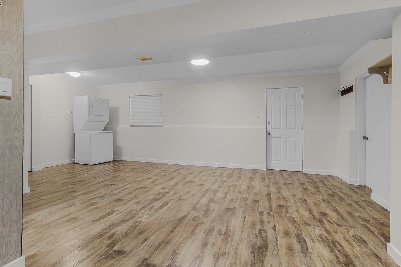 1226 Barberry Drive - Photo 5 of 15