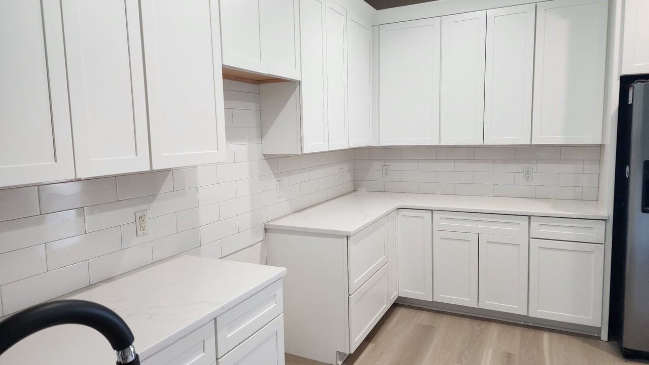 3282 Hartwell St #1 - Photo 3 of 14