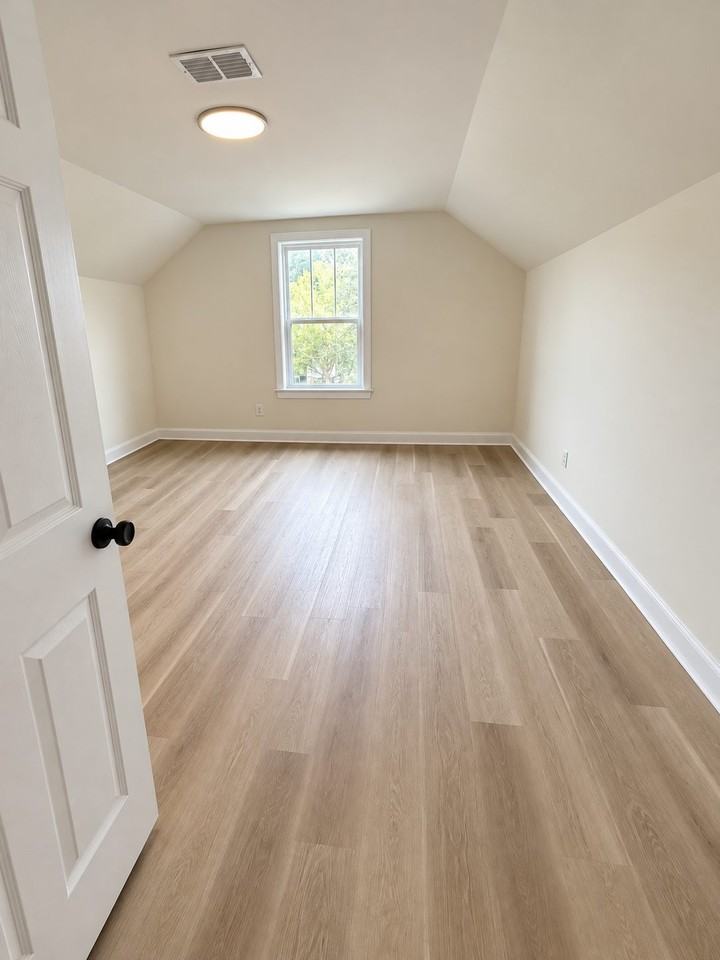 3282 Hartwell St #1 - Photo 4 of 14