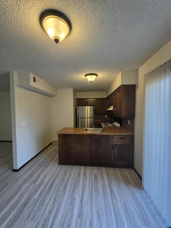 8630 Lane Ave - Photo 3 of 12