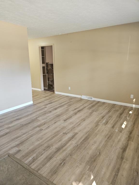 730 Hausfeldt Ln - Photo 3 of 16