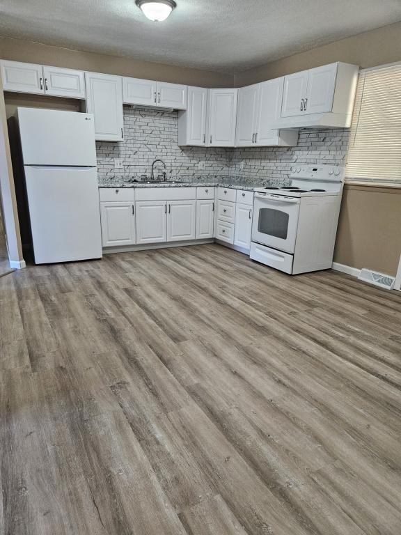 730 Hausfeldt Ln - Photo 6 of 16