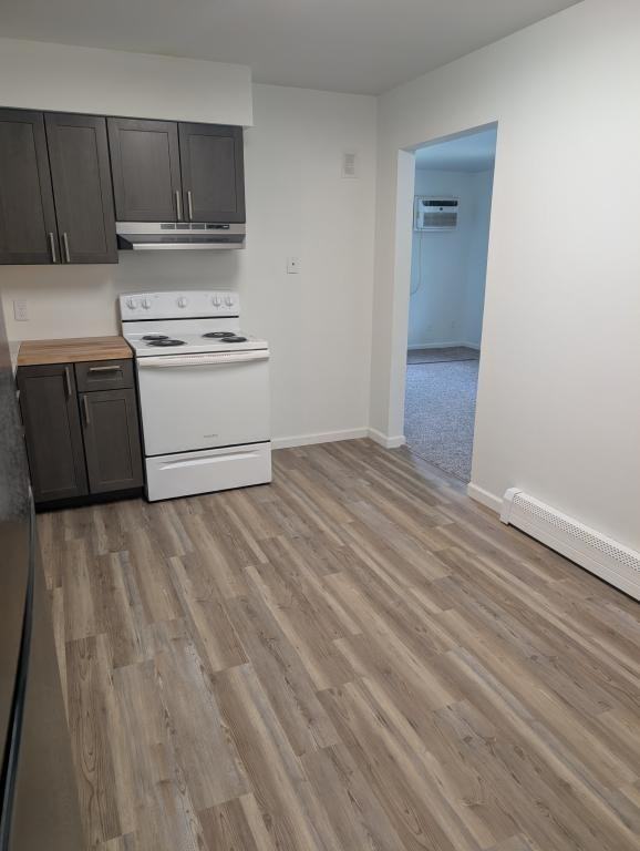 1826 Sunnyside Dr Apt 8 - Photo 4 of 16