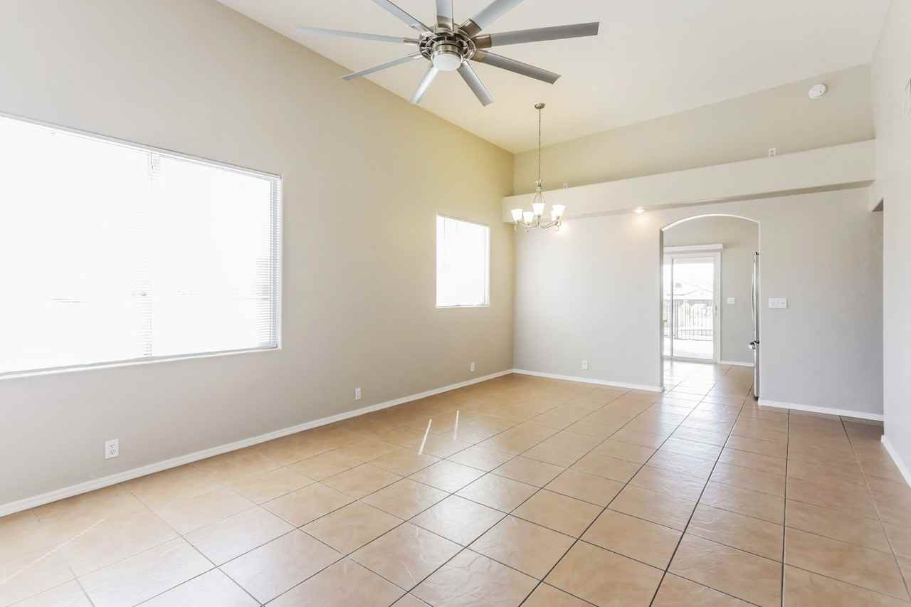 462 S Adanirom Judson Ave #5 - Photo 3 of 15