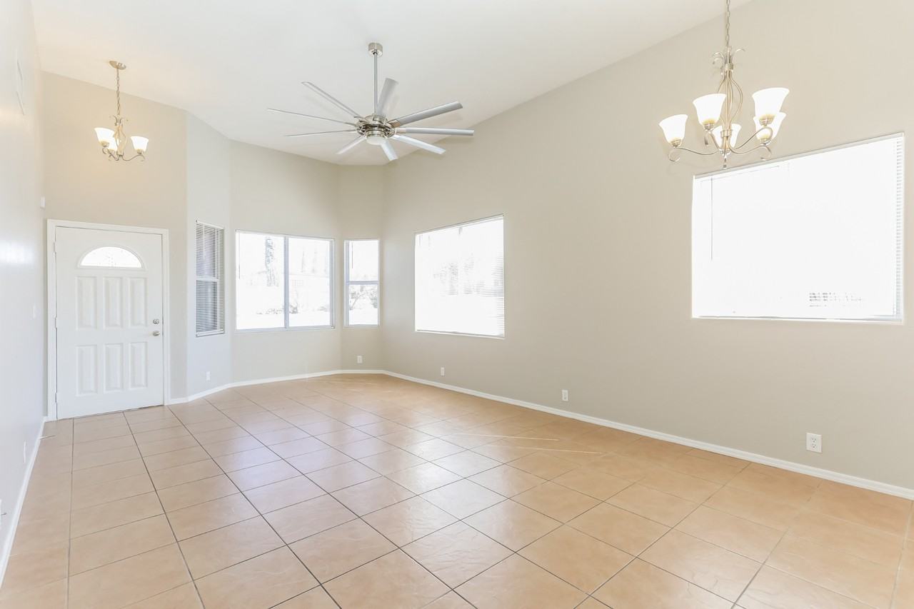 462 S Adanirom Judson Ave #5 - Photo 4 of 15