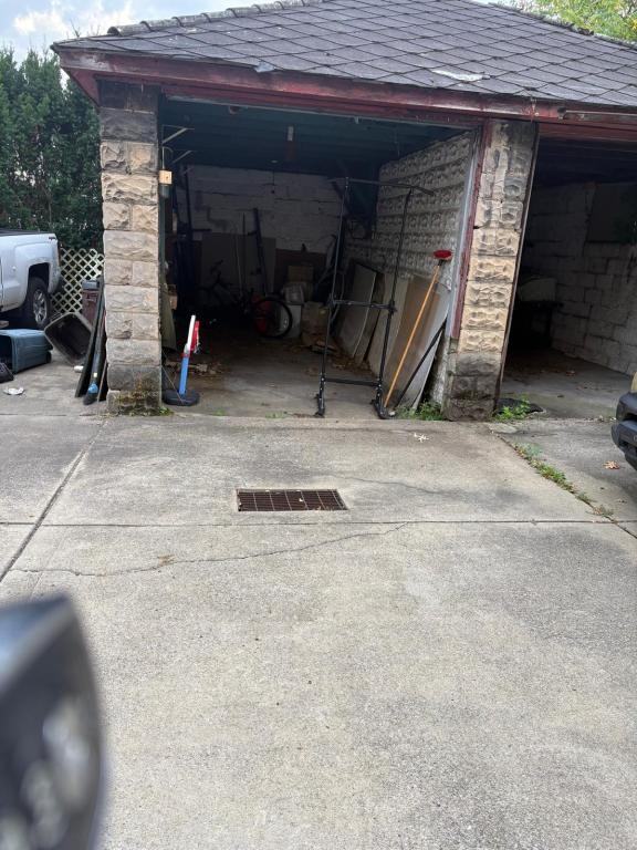 2766 Churchview Ave - Photo 2 of 29