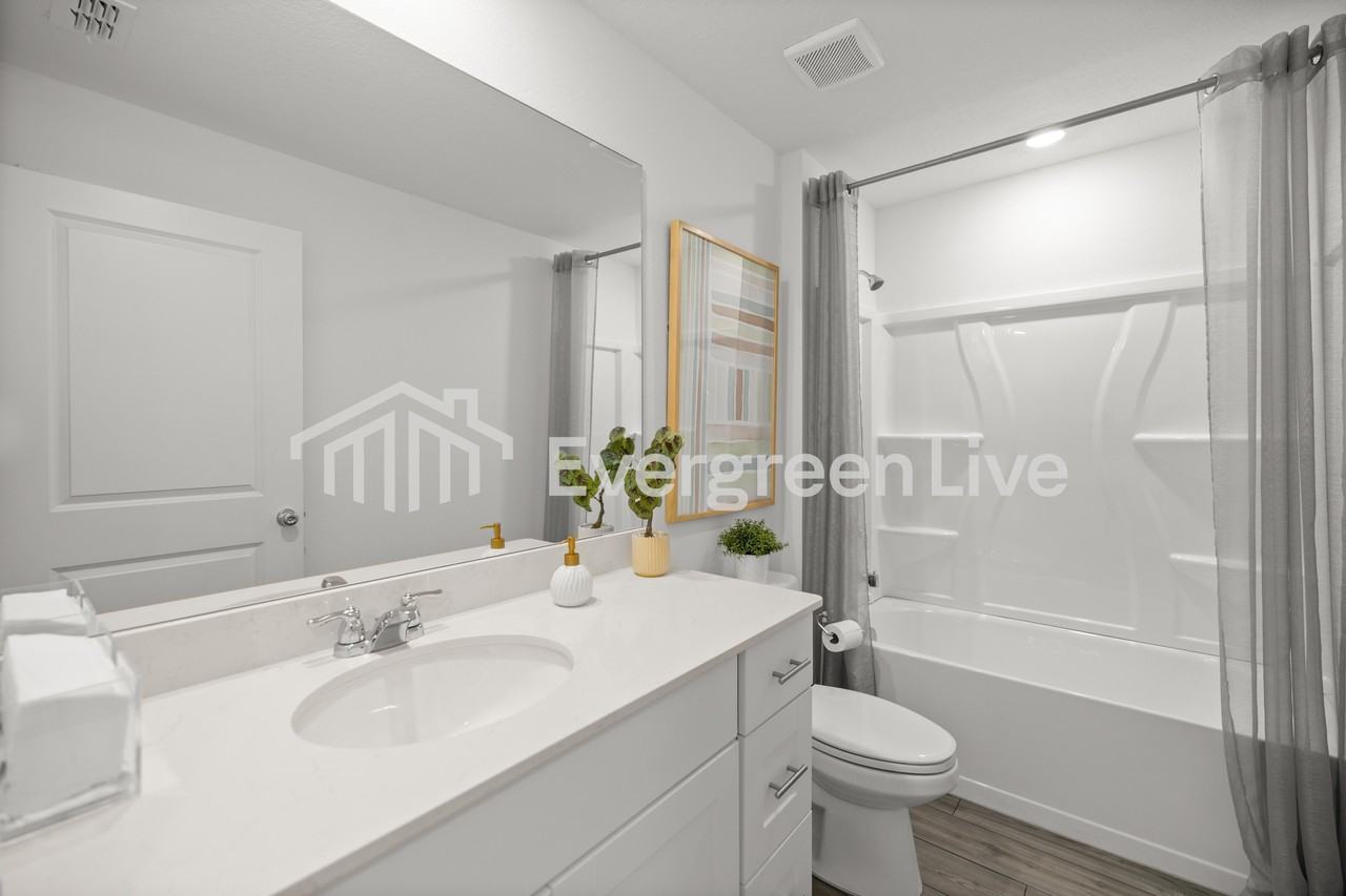 4822 Nw 16th Ln - Photo 2 of 48